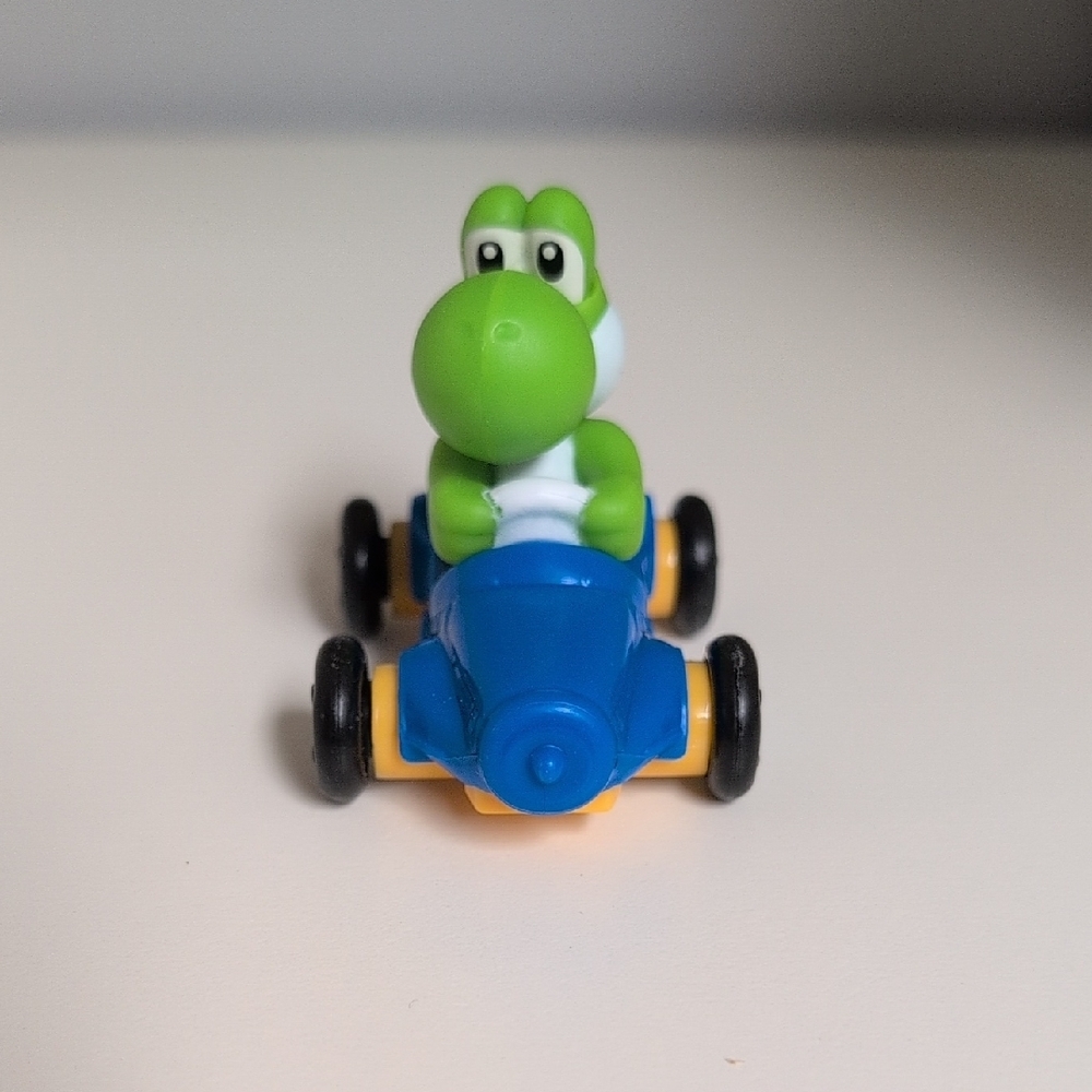 🩷4/$20🩷 Mariokart Yoshi Car Wheelie, Nintendo McDonald's Toy 2024